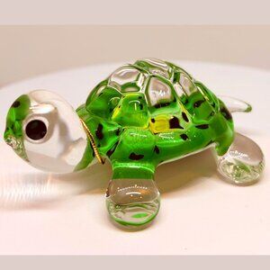 Green Turtle Glass Figurine Crystal Eyes Coastal Ocean Decor Gift